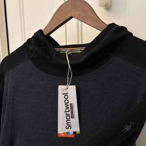 Smartwool Men's Dark Gray Crewneck Sweater. Merino wool